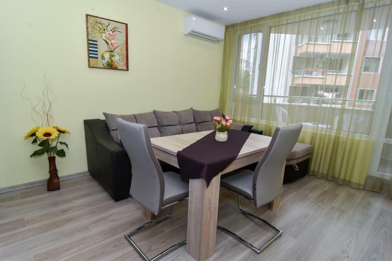 Apartment Deni Burgas Exterior photo